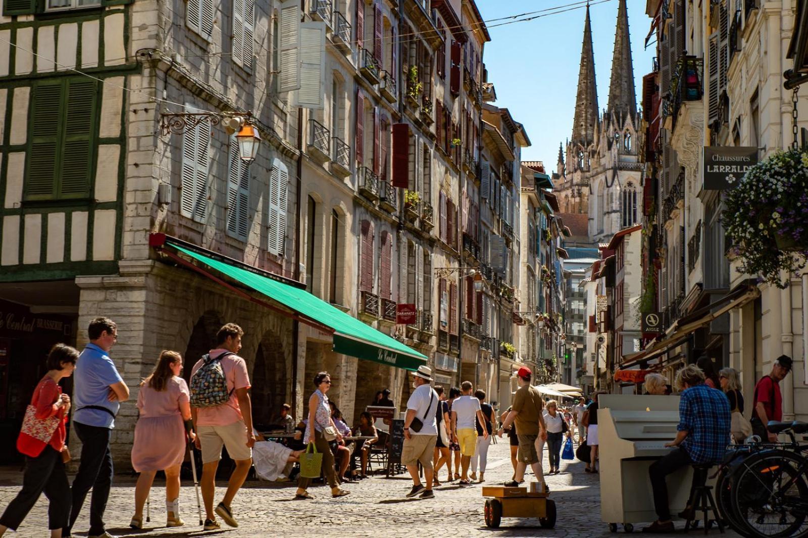 L'Este De Baiona Bayonne Exterior photo